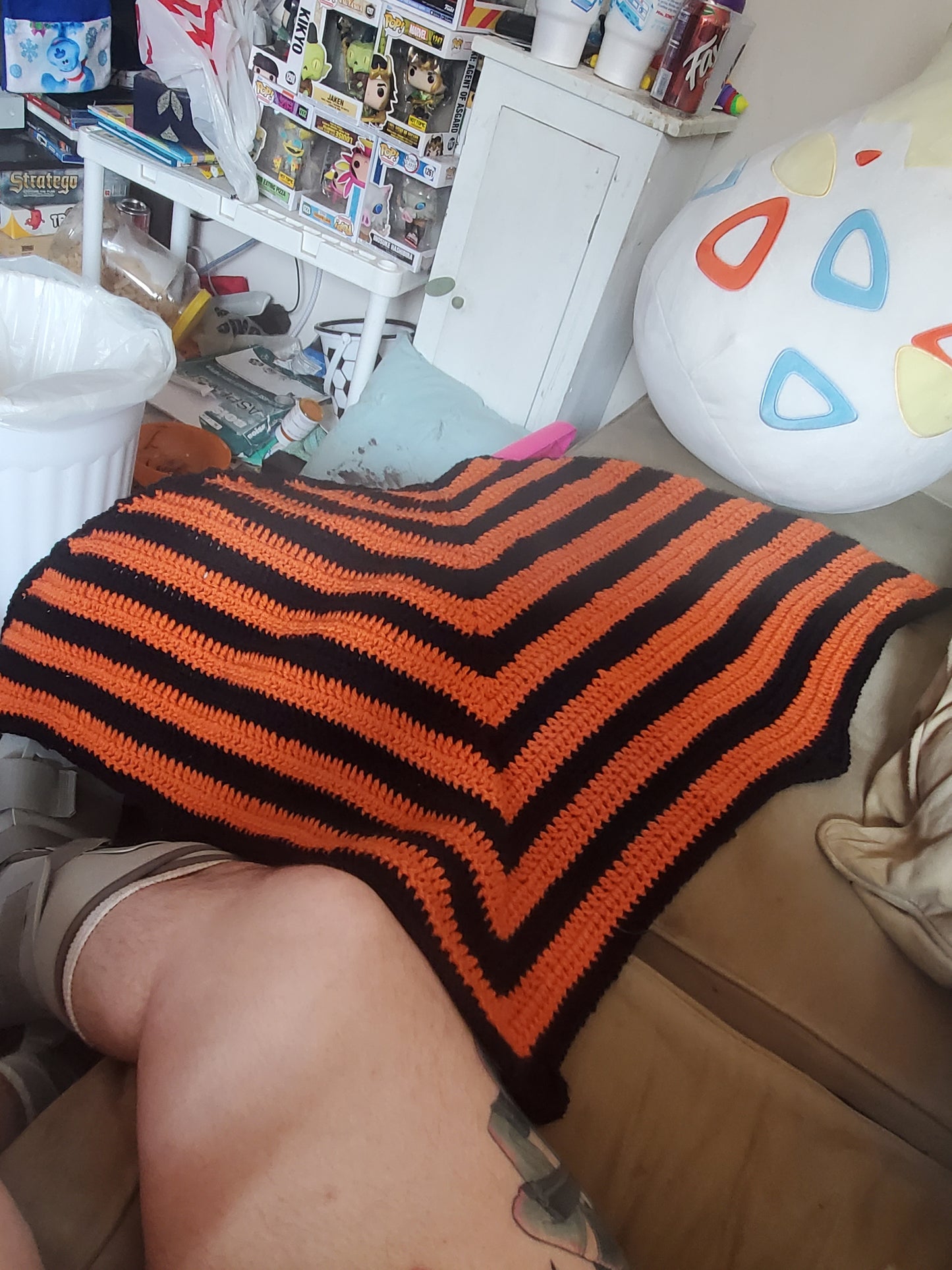 Spoopy Shawls