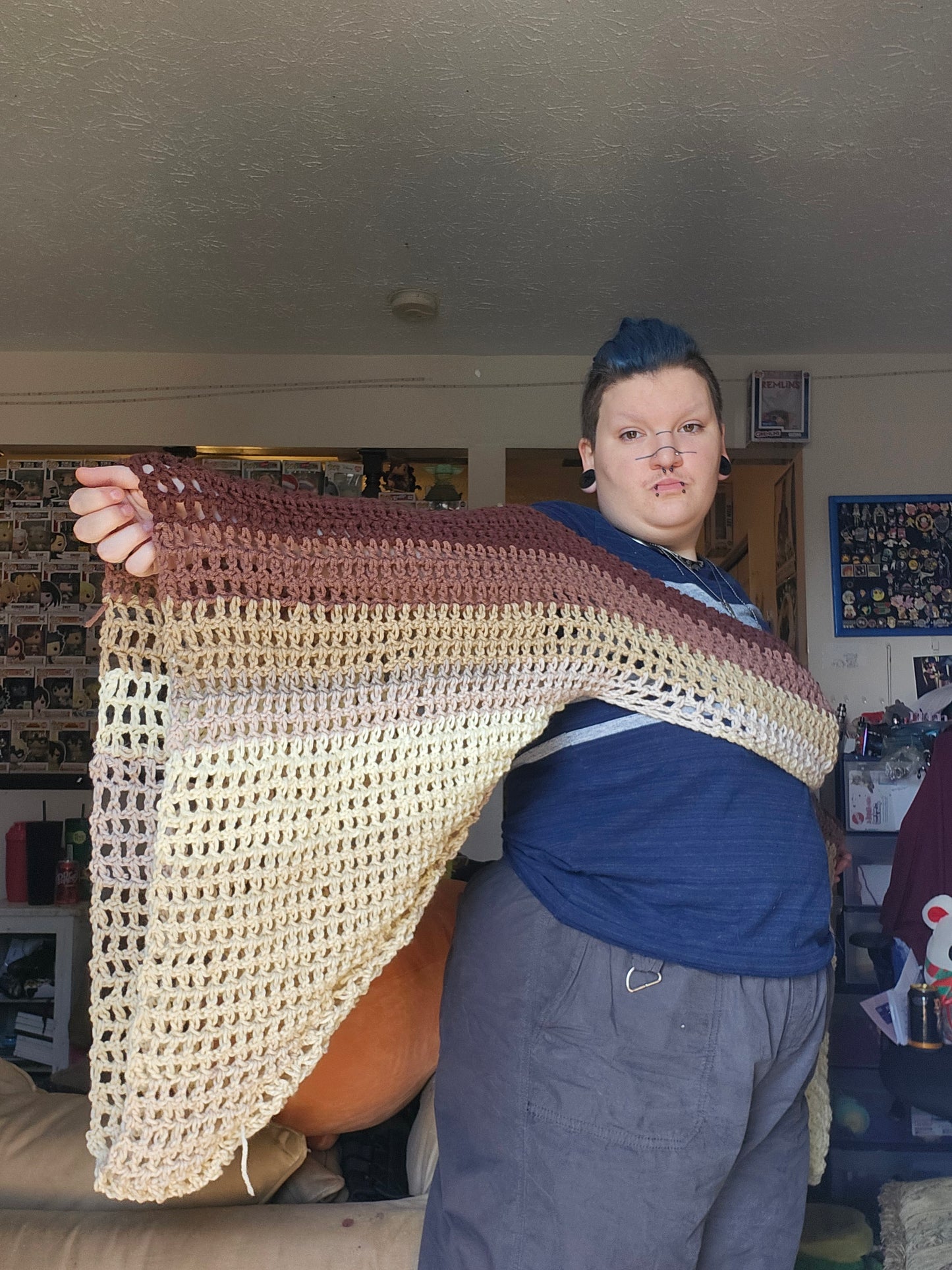 mesh sleeves with bell sleeves